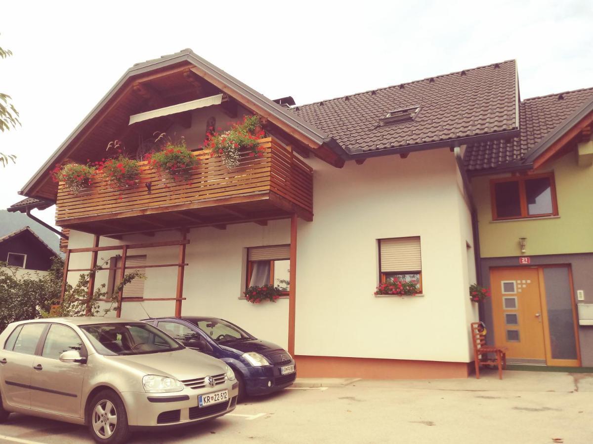 Ferienwohnung Apartma Smid Škofja Loka Exterior foto